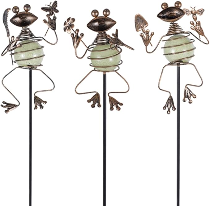 3 Pack Decorative Garden Stakes,Frog Waterproof Metal Spring Decor,Outdoor Decorations Yard Art Garden Stakes for Patio Yard Porch Decor