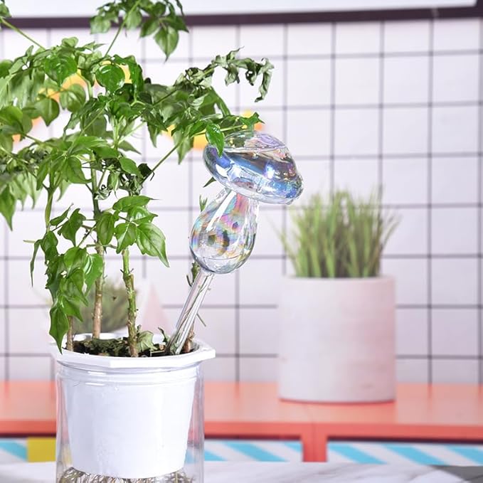 4pcs Plant Watering Globes Self Watering Planter Insert Devices,Glass Watering Bulbs Mushroom Pattern Watering Globes for Indoor Plants Top-Fill Watering Rainbow Colors (Mushroom)