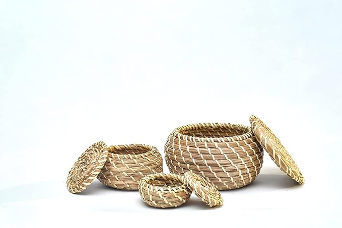 Set of 3 Round Handmade Seagrass Woven Basket with Lid – Handwoven Natural Box Storage for Accessories, Candy, Home Decor, Plant Pot, Vintage Jar Bathroom Kitchen - Elegant Design Bin (Style 4)