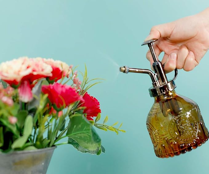 Hniuyun Glass Plant Mister Spray Bottle, 6.4 All Vintage Plant Spritzer Watering Can, Bronze Plastic Top Pump, Plant Mister Glass Watering Garden Tool (Brown)