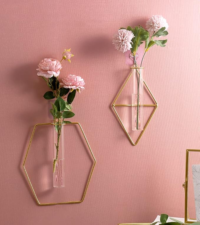 Nordic Wall Vase Hanging Geometric Gold Flower Vase Wall Mount Metal Frame Vases Hydroponic Glass Bud Vase Decor for Home Wedding Farmhouse