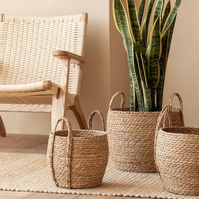 10 inch Large Seagrass Woven Planter Basket with Handles - Wicker Planter Basket with Plastic Film Insert for Indoor Plants, Large Monstera Pot, Woven Storage Basket, Boho Home Decor