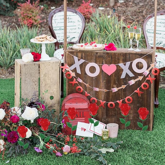 YEAHOME Valentines Day Decorations Outdoor, Set of 6 Rose Metal Flowers Decorative Garden Stakes for Valentines Day Decor, Lovely Yard Stakes for Home Lawn Pot Flowerbed Wedding Anniversary