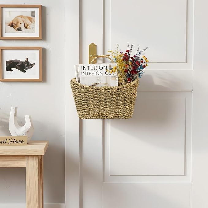 Hanging Wall Basket Handwoven Wicker Basket for Plants, Flowers & Storage, Rustic Farmhouse Wall Decor Organizer, Natural Seagrass