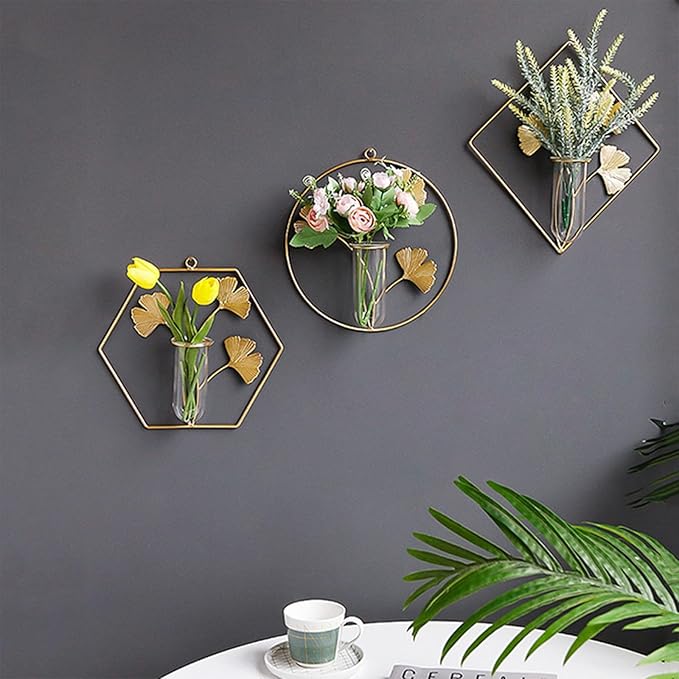 Hanging Gold Wall Decor Flower Tubes Geometric Metal Vase Hydroponic Planter with Leaf Decoration Wall-Mounted Nordic Vase for Displaying Dried Flowers & Fake Flowers (Diamond)