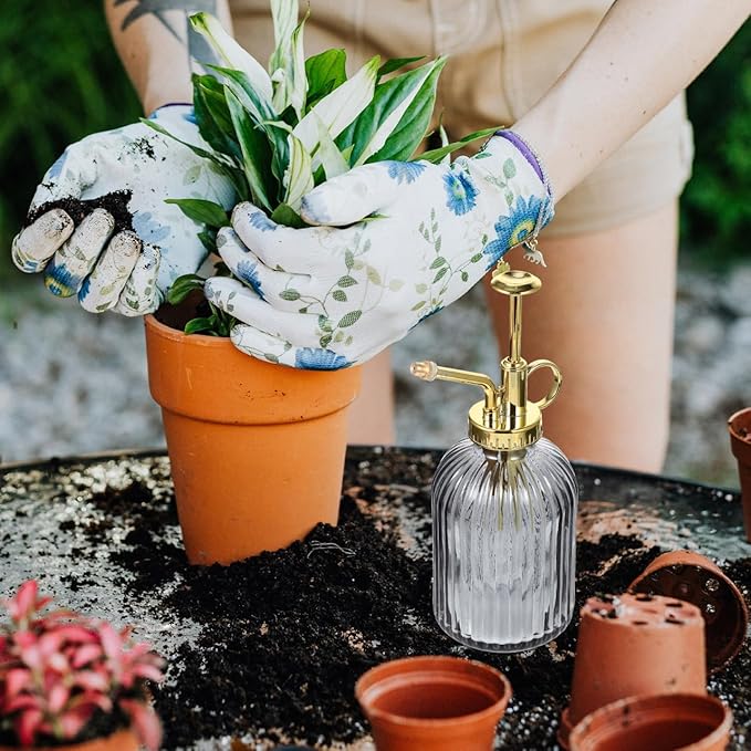 KALLORY Vintage Glass Plant Mister with Gold Pump Large Capacity Watering Spray Bottle for Indoor Outdoor Garden Plants Succulents Bonsai and Desktop Use
