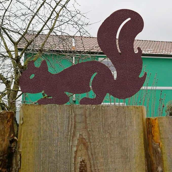 Rusty Squirrel Garden Stake, Metal Squirrel Yard Art,Squirrel Silhouette, Rusted Metal Garden Decor, Garden Gifts for Her Him(Purple Copper,20x14.5/50x37cm)