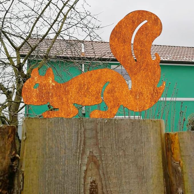 Rusty Squirrel Garden Stake, Metal Squirrel Yard Art,Squirrel Silhouette, Rusted Metal Garden Decor, Garden Gifts for Her Him(Rusty,11x8/28x20cm)