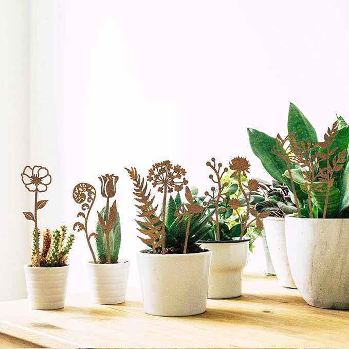 Metal Flowers for Outside, Rusty Plant Shaped Decoration, Rustic Decorative Garden Stakes, Metal Art for Outside, Flower Arrangement Potted Plants Outdoor Lawn Yard Courtyard Art (11pcs)