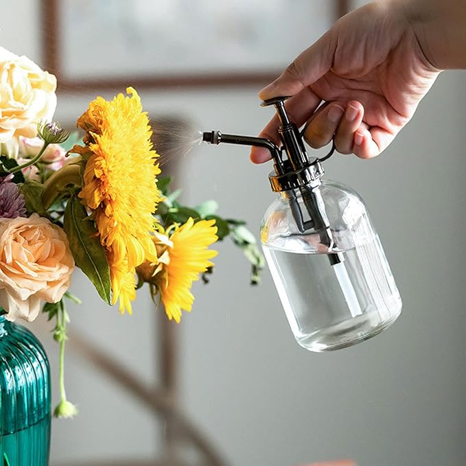 Flueyer 2 Pack Glass Plant Mister Spray Bottle, 7.7 inch Tall Vintage Plant Spritzer Watering Can with Bronze Plastic Top Pump Small Sprayer Bottle for Watering Indoor Outdoor Plants