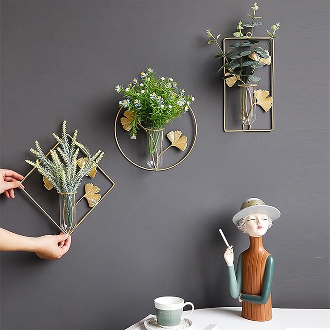 Hanging Gold Wall Decor Flower Tubes Geometric Metal Vase Hydroponic Planter with Leaf Decoration Wall-Mounted Nordic Vase for Displaying Dried Flowers & Fake Flowers (Rectangle)