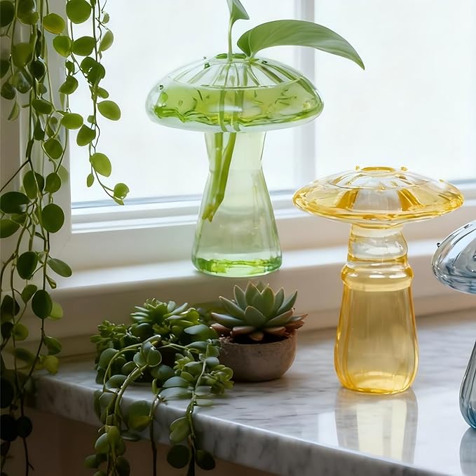 6 Pcs Colored Mushroom Glass Propagation Stations for Plant Lovers, Hydroponic Bud Vase Plant Propagation Stations Decor, Glass Terrariums for Indoor Plants, Cute Mushroom Vase Office Decor
