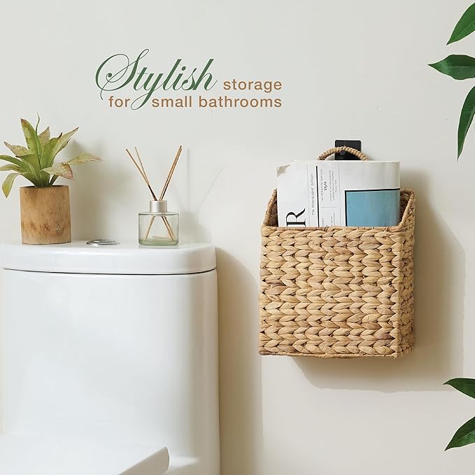 Set of 2 Wicker Hanging Basket for Organizing, Front Door, Mail, Flowers - Woven Wall Baskets for Storage
