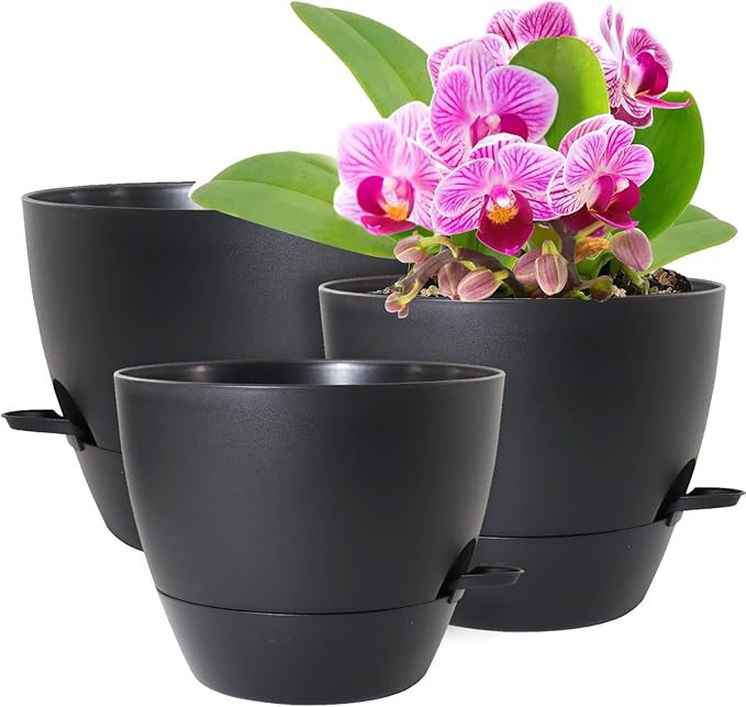 WSMKSZ 10/9/8 inch Medium Self Watering Pots, Plant Pots with Mesh Drainage Holes for Indoor Outdoor Garden Plants, Flower Pots with Removable Deep Reservoir, Set of 3 Plastic Planters, Black