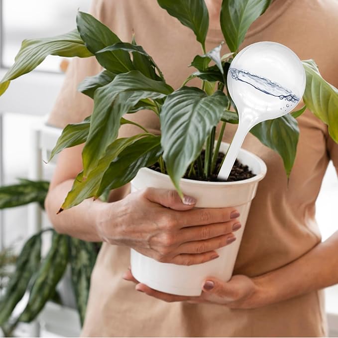 18 PCS Plant Watering Globes,Clear Plastic Watering Bulbs,Self Watering Planter,Flower Automatic Watering Device for Flowerpot,Plants Indoor,Outdoor,Home Garden(Large,Medium,Small)
