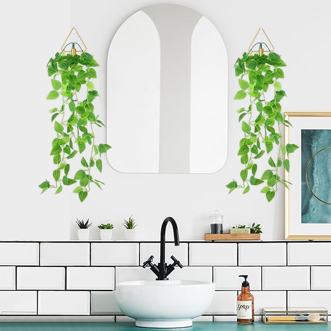 Jexine 2 Pcs Boho Wall Decor Gold Hanging Planters with Artificial Plants Wall Art Mounted Metal Home Decor Display Bedroom Bathroom Living Room(Pothos)