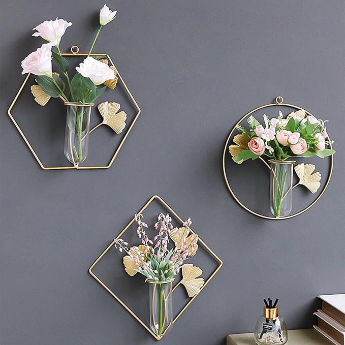 Hanging Gold Wall Decor Flower Tubes Geometric Metal Vase Hydroponic Planter with Leaf Decoration Wall-Mounted Nordic Vase for Displaying Dried Flowers & Fake Flowers (Diamond)