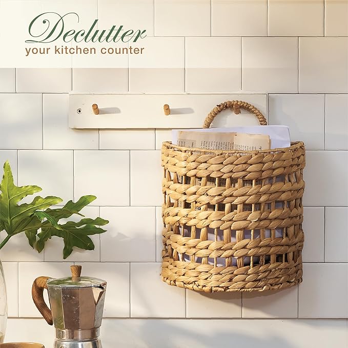 Set of 2 Wicker Hanging Basket for Organizing, Front Door, Mail, Flowers - Woven Wall Baskets for Storage