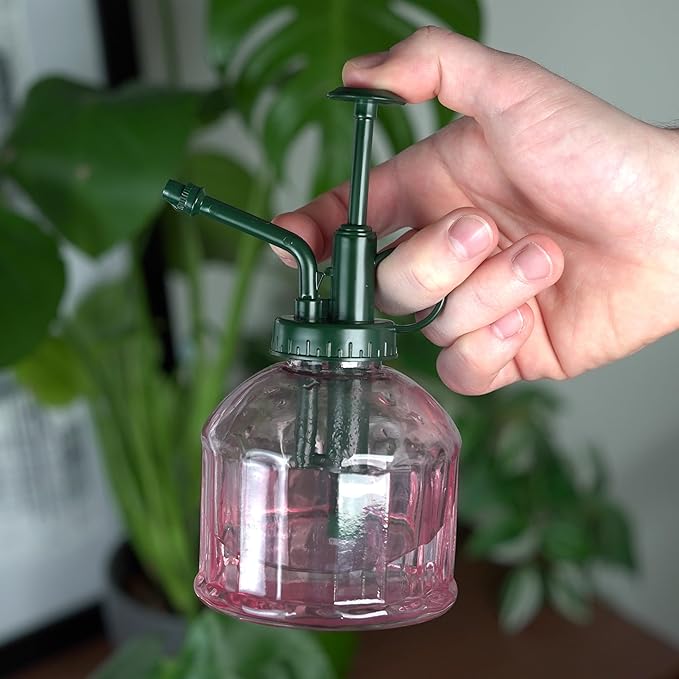 Houseplant Mister Spray Bottle – 180ml Pink Glass Plant Sprayer with Green Lid – Fine Mist for Humidity Control – Stylish Indoor Plant Care Accessory – Ergonomic and Leakproof Design