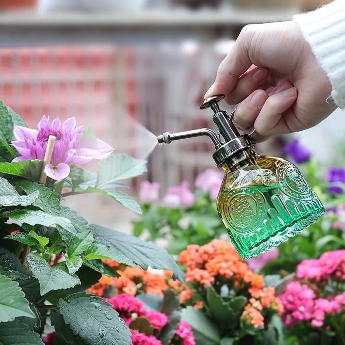 T4U Glass Plant Mister 200ML, Vintage Spray Bottle with Top Pump Fine Mist Garden Flower Sprayer Small Decorative Spritzer Watering Can Gift for Indoor Outdoor Succulent House Plant (Gradient Color)