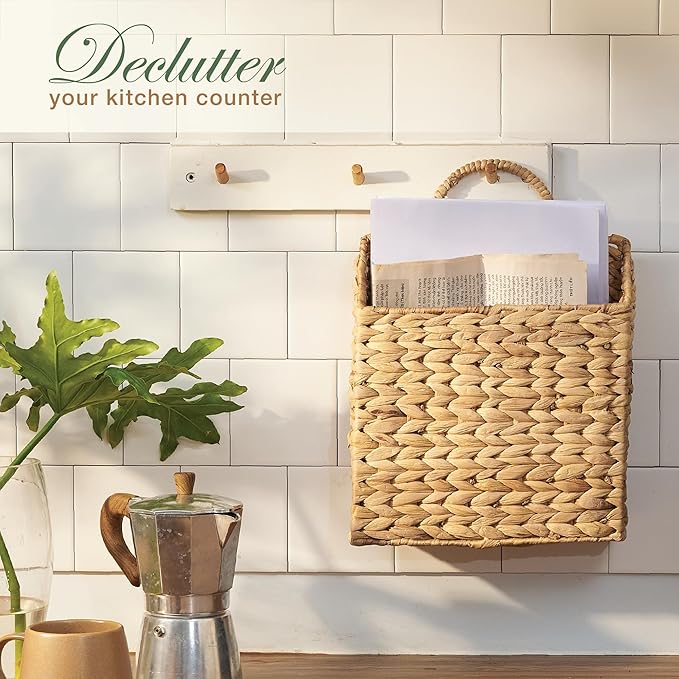 Set of 2 Wicker Hanging Basket for Organizing, Front Door, Mail, Flowers - Woven Wall Baskets for Storage