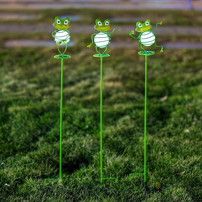 Frog Garden Stakes, 25" H Noctilucent Decorative Garden Stakes, 3 Pcs Glowing Metal Yard Art for Outdoor Spring Lawn Patio Pathway Decor
