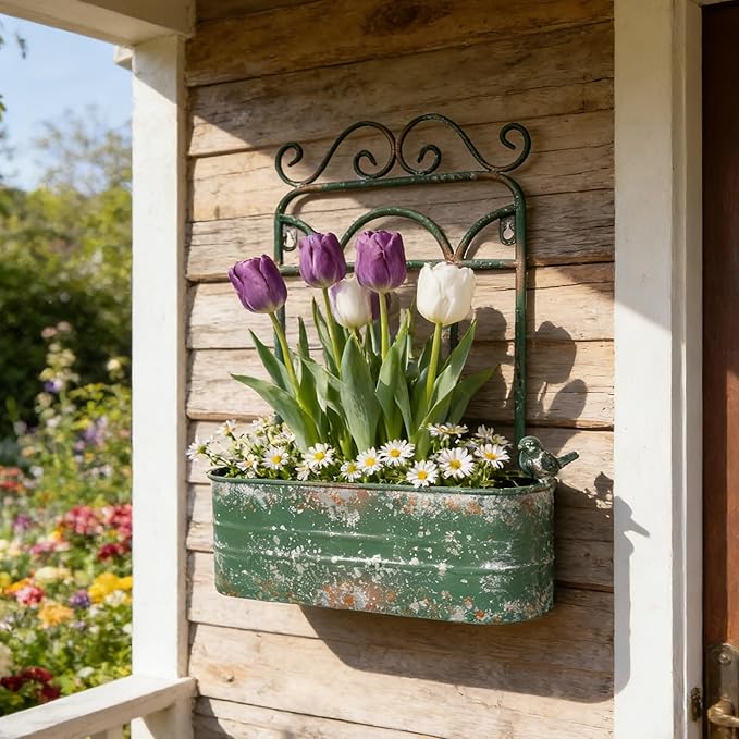 Rustic Metal Wall Planter Vintage Wall Mounted Flower Pot Distressed Wall Hanging Plant Basket Farmhouse Wall Decor for Indoor Outdoor Garden Home Yard (Green)
