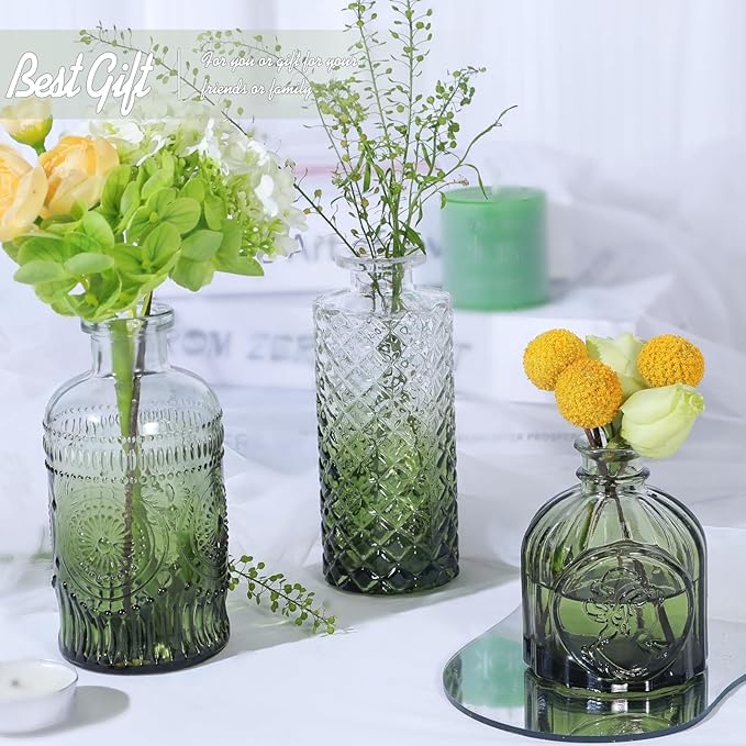 TBWIND Glass Bud Vase Set of 5, Small Green Flower Vases for Centerpieces in Bulk, Mini Vintage Vase for Wedding Decor, Single Flowers, and Home Table Décor
