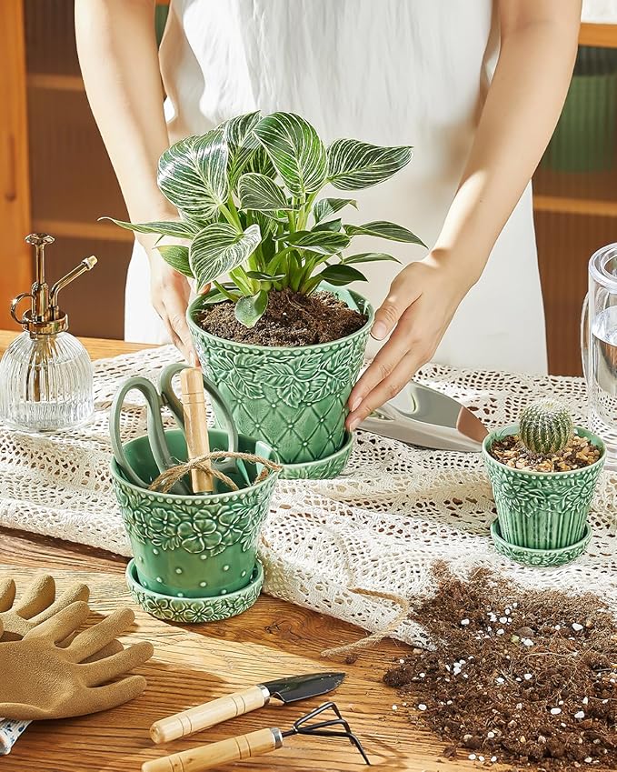 Metahom Ceramic Plant Pots, 3.8+4.9+5.8 Inch, Set of 3 Flower Pots with Drainage Hole & Saucer, Embossed Planter Pots for Indoor Plants, Home Decor, Green