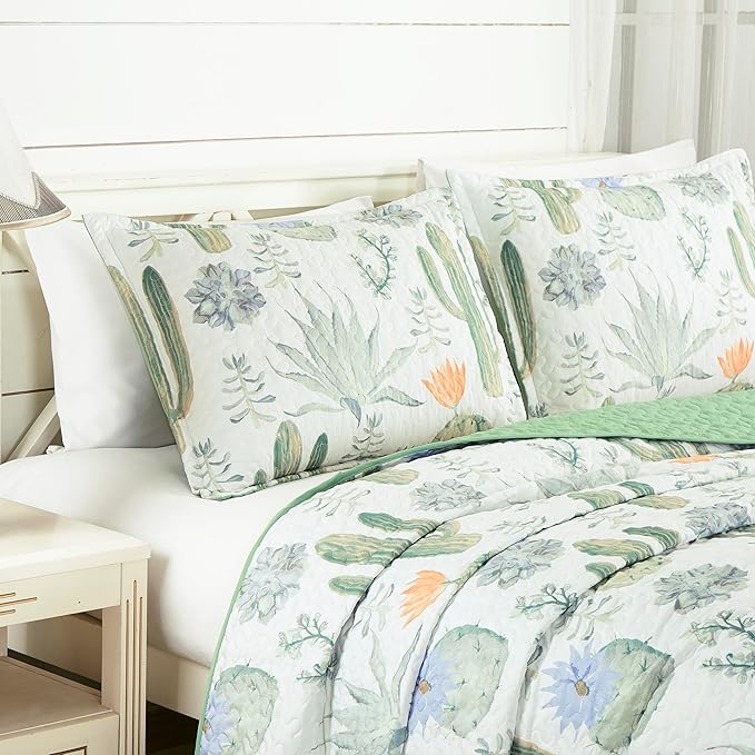 Chezmoi Collection Gregory 3-Piece Southwestern Serene Desert Quilt Set - Green Blue Cactus Succulent Plant Printed Microfiber Lightweight Quilted Bedspread Set, King (118" x 95")