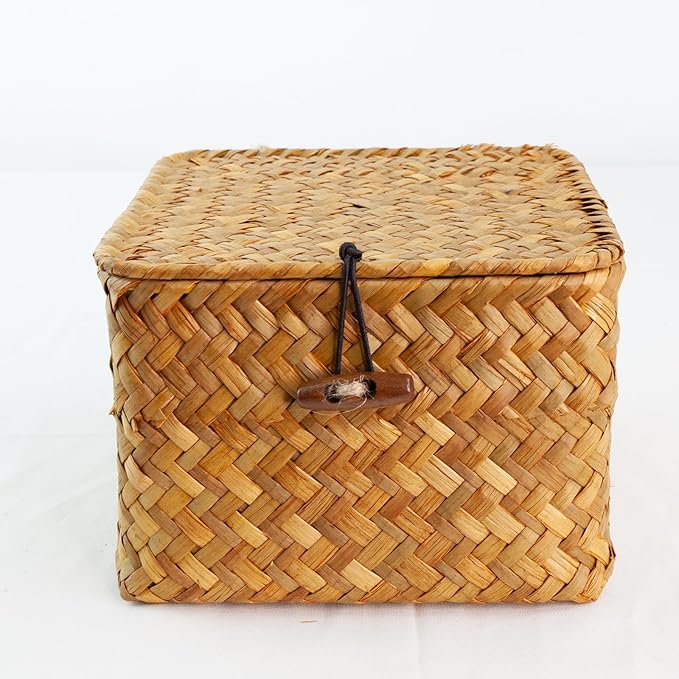 Seagrass Handmade Basket with Lid, Small Basket for Storage, Decorative Home Organizer Decor(5.5"L x 5.5"W x 4"H, Natural)