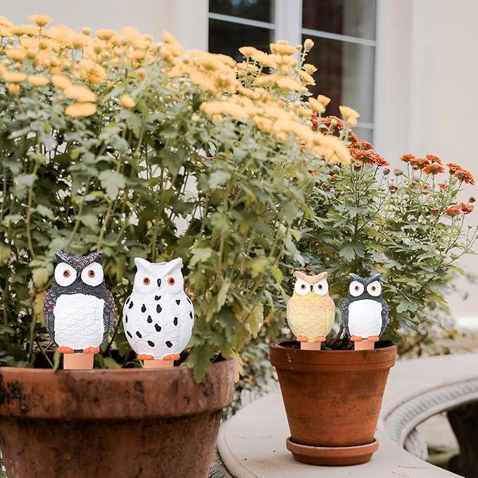Self Plant Watering Globes 4PCS Terracotta Watering Spikes Plant Watering Devices Self Watering Planter Insert Owl Decor