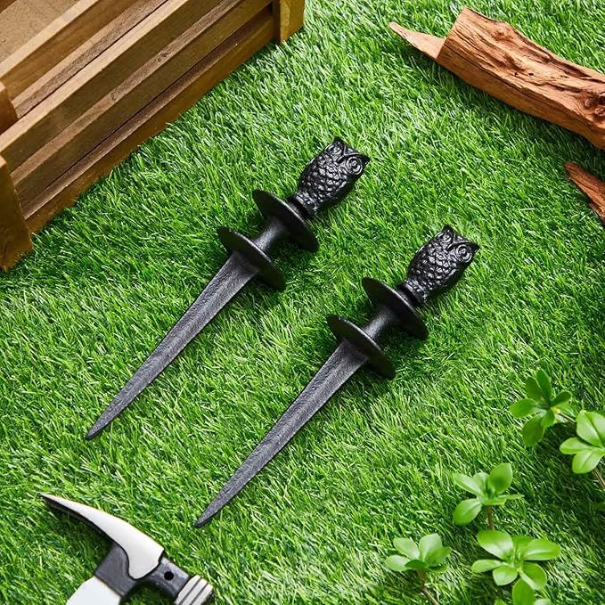 Tandefio 2 Pcs Owls Garden Hose Guide Stakes, Heavy Duty Decorative Antique Black Cast Iron Metal Hose Guides, Plant Protector for Lawn Yard Flower Bed