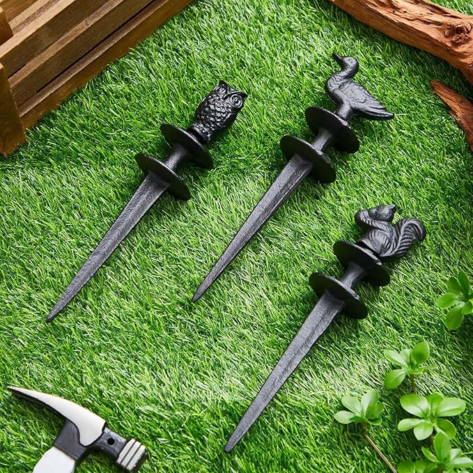 Tandefio 3 Pcs Animals Garden Hose Guide Stakes, Owls Squirrels Ducks Heavy Duty Decorative Antique Black Cast Iron Metal Hose Guides, Plant Protector for Lawn Yard Flower Bed
