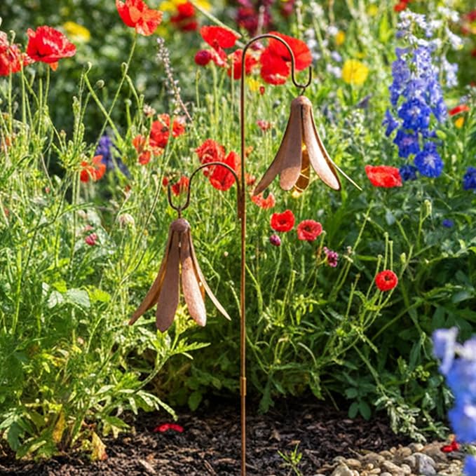 Elegant Metal Flowers Garden Stake Patios Balcony Planter Ground Spikes for Outdoor and Indoor Decoration