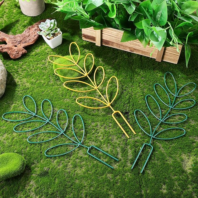 KALLORY 4pcs Metal Plant Climbing Rack Trellis for Potted Plants in Emerald and Brass Indoor and Outdoor Flower Vine Climbing Accessories