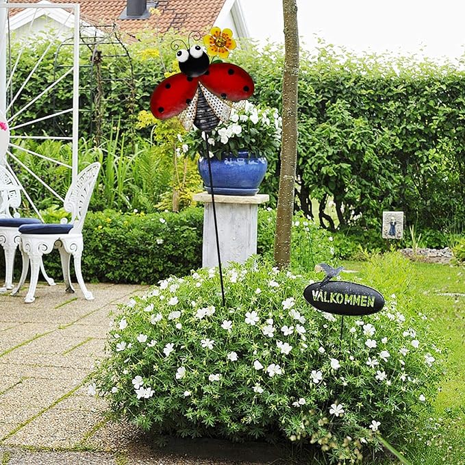 Garden Decor Metal Yard Stakes Spring Lawn Art Decorative Plant Stake Indoor Outdoor Ornaments Decoration for Patio Pathway Backyard (Beetle)