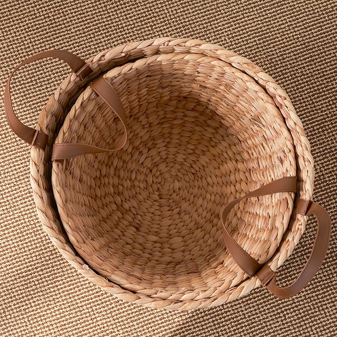 Isidore Water Hyacinth Storage Basket, Round Woven Design (Natural Brown, 15.7 x 15.7 x 11.8 in)