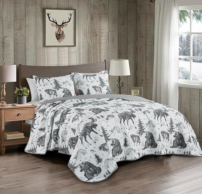 Chezmoi Collection Denver 3-Piece Southwestern Lodge Quilt Set Queen - White Black Gray Grizzly Bear Wolves Moose Pine Tree Mountain Printed Microfiber Lightweight Bedspread Set for All Season