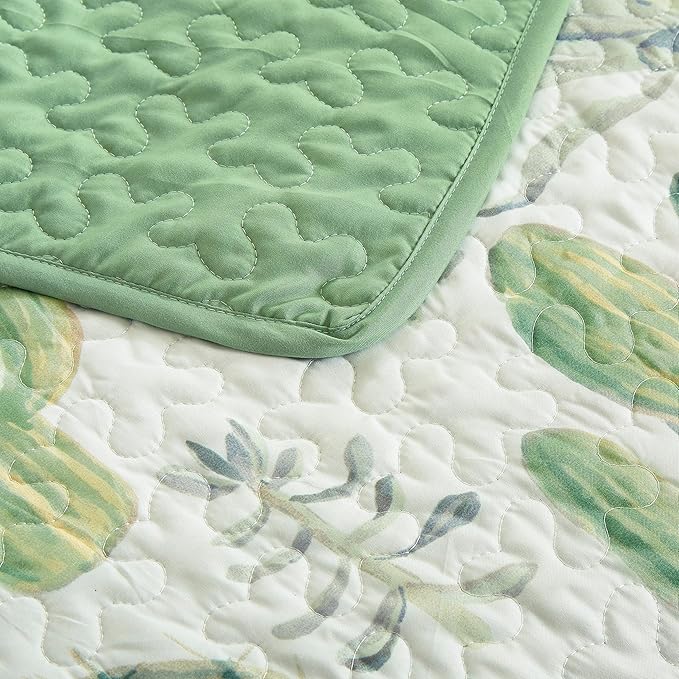 Chezmoi Collection Gregory 3-Piece Southwestern Serene Desert Quilt Set - Green Blue Cactus Succulent Plant Printed Microfiber Lightweight Quilted Bedspread Set, King (118" x 95")